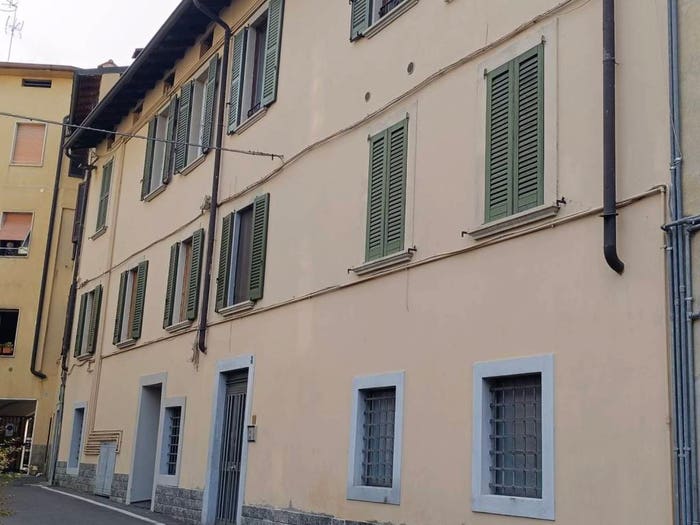 Appartamento bilocale in vendita in Via San Pietro, Centro, Alzano Lombardo
