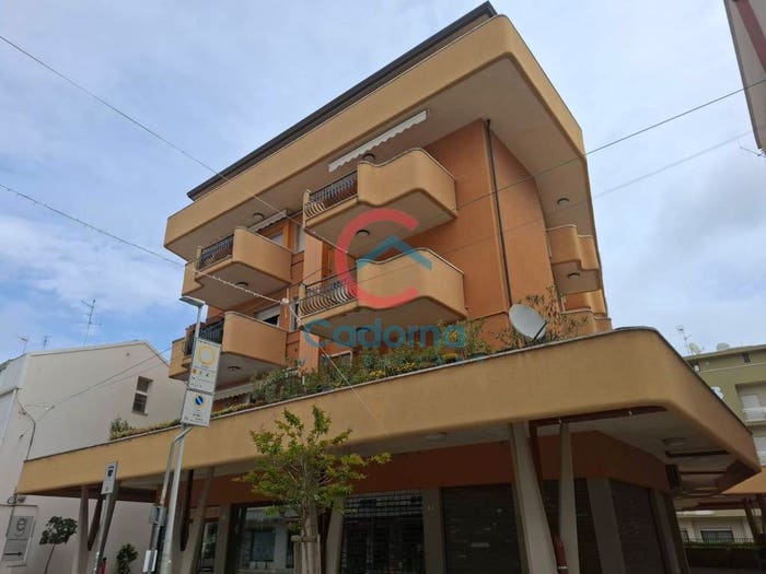 Appartamento con 5 locali in vendita in Via Torre, BellariaIgea Marina