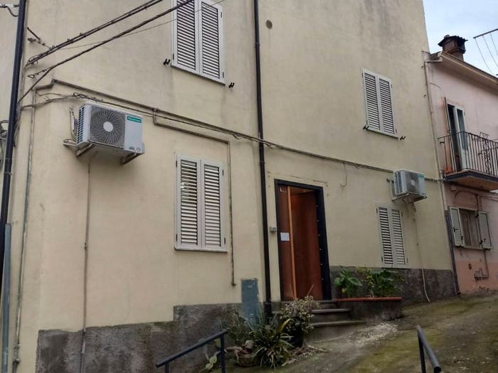 Casa quadrilocale in vendita in Corso Umberto I, Terranova da Sibari