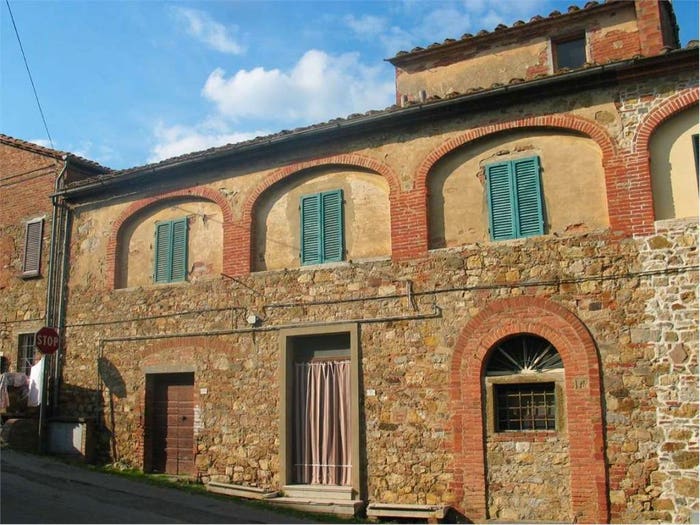 Casa con 6 locali in vendita in Centro, Lucignano