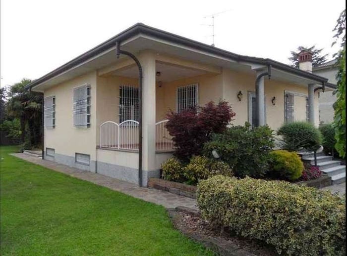 Appartamento quadrilocale in vendita in Via Casentino, Boscherona, Monza