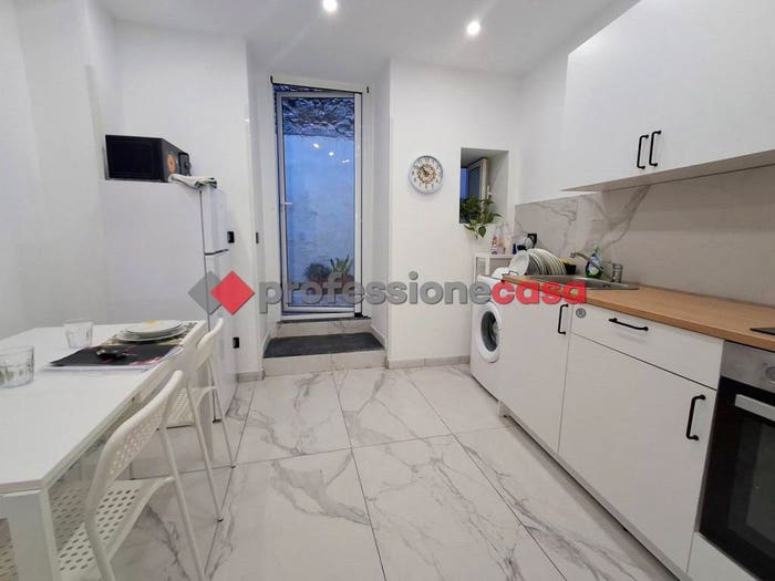 Appartamento trilocale in vendita in Via Plebiscito, Centro Storico, Catania