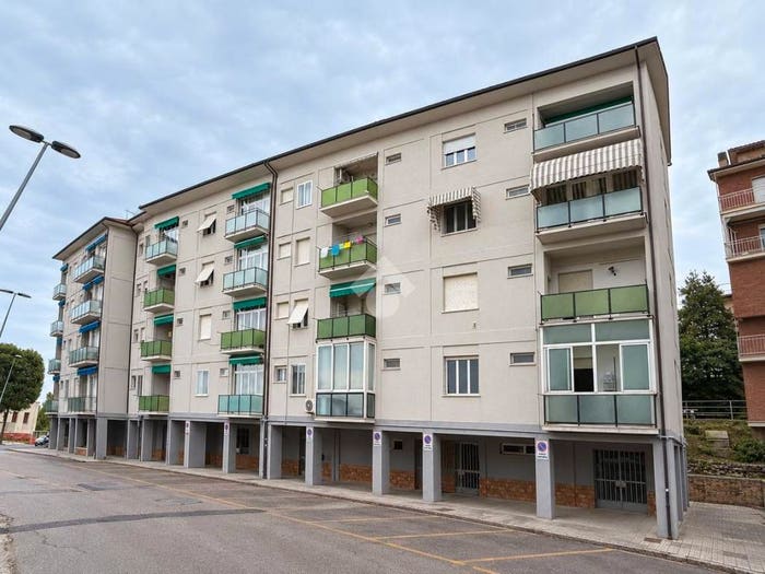 Appartamento trilocale in vendita in Via Francesco Petrarca, Le Grazie, Ancona