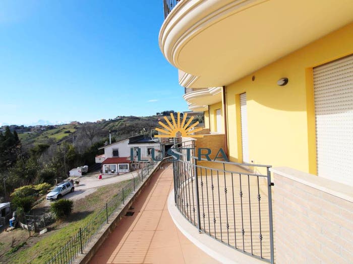 Appartamento trilocale in vendita in VIA SAN MARTINO, Colonnella