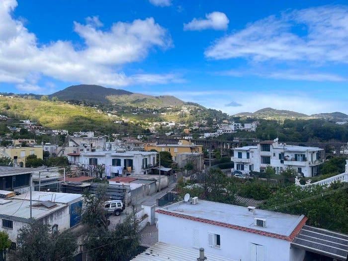 Casa con 6 locali in vendita in Via Arenella, Centro, Ischia