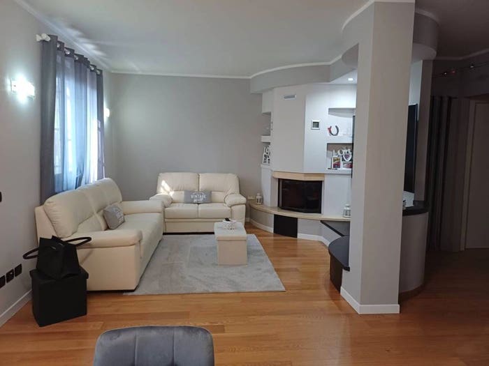 Casa con 6 locali in vendita in Casaliggio, Gragnano Trebbiense