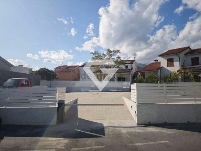 Appartamento bilocale in vendita in Via Varese, Centro, Loano