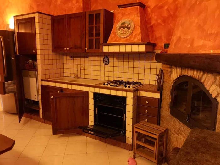 Appartamento trilocale in vendita in Vespignani, Centro, Capranica