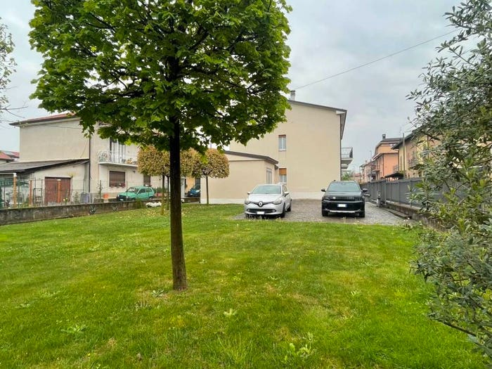 Appartamento trilocale in vendita in Via Novembre, Centro, Mariano Comense
