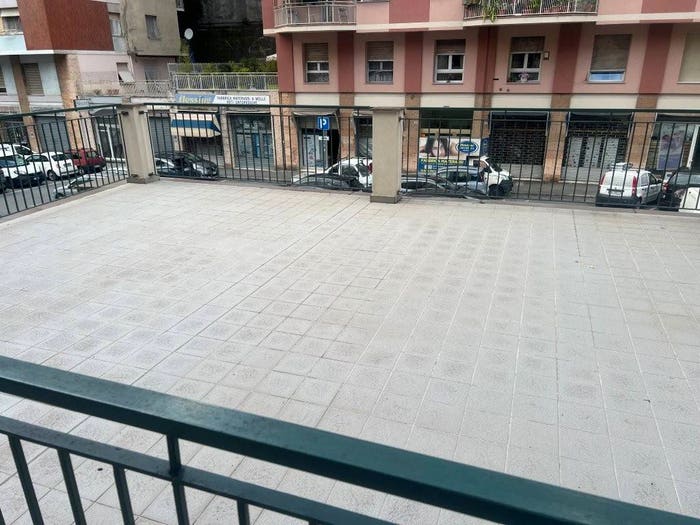 Appartamento bilocale in vendita in Via Fereggiano, Marassi, Genova