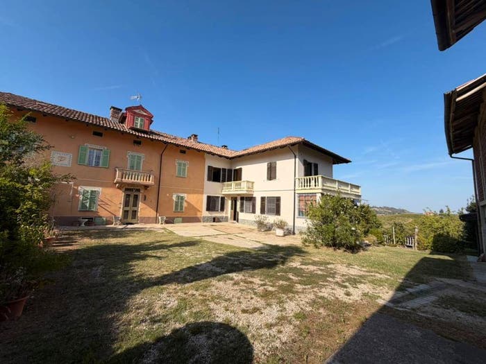 Casa con 6 locali in vendita in Strada Annunziata, Annunziata, Costigliole d'Asti