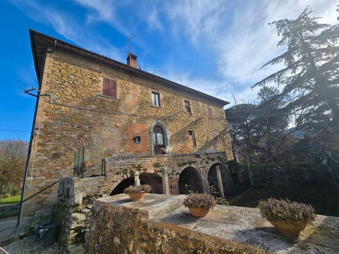 Appartamento quadrilocale in vendita in Via Maggio, Magione