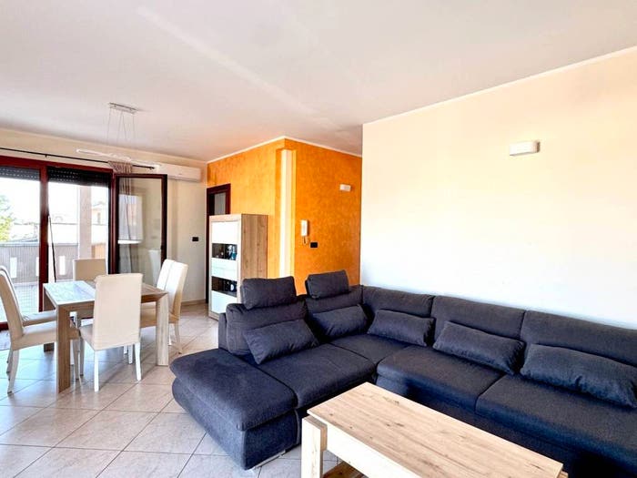 Appartamento con 5 locali in vendita in Via Eduardo De Filippo, PresicceAcquarica