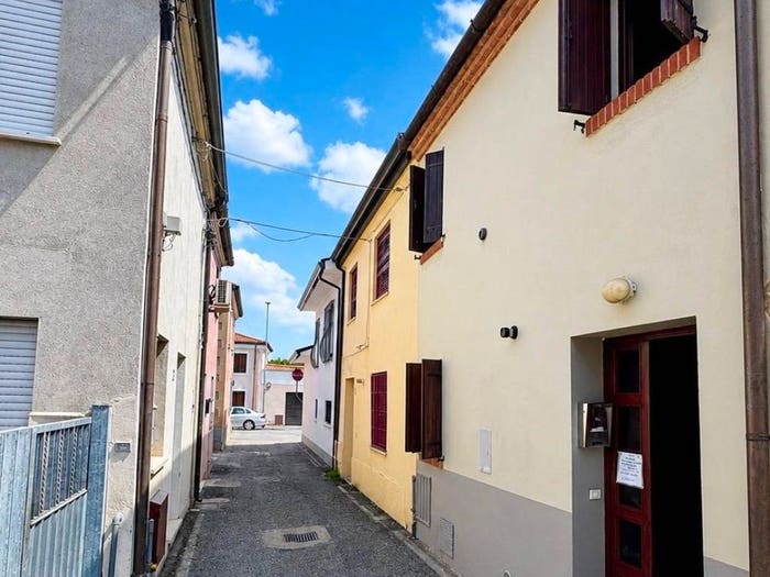 Casa trilocale in vendita in Riviera Luigi Balzan, Centro, Badia Polesine