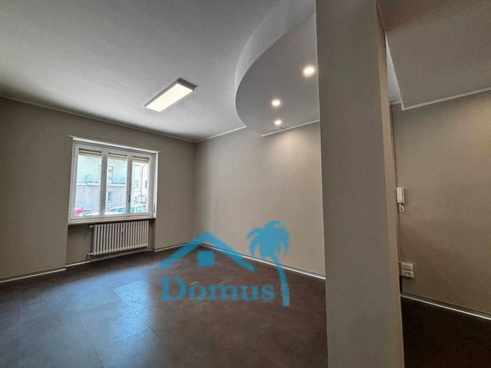 Appartamento con 5 locali in vendita in Via Montebello, Centro, Pinerolo