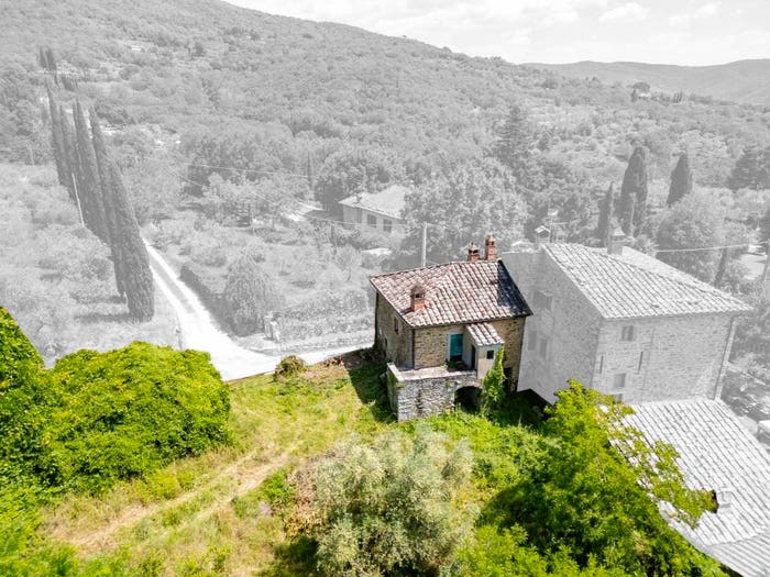 Casa con 5 locali in vendita in Nucleo Abitato Metelliano, Cortona