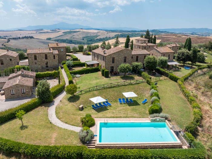 Casa quadrilocale in vendita in Via Roma, San Giovanni D'Asso, Montalcino