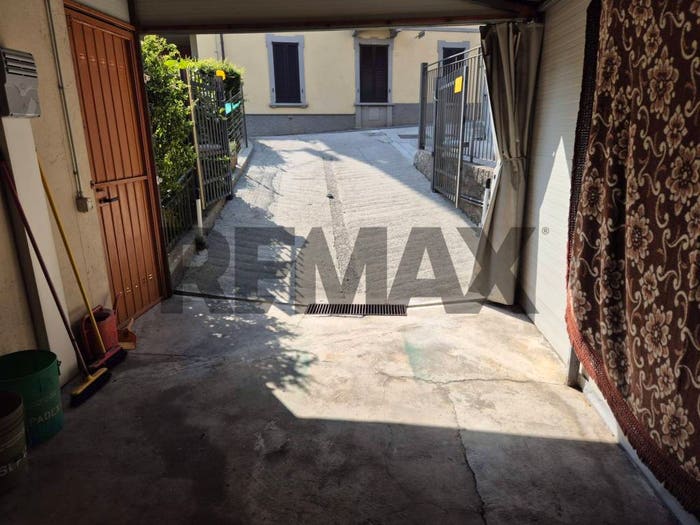 Appartamento quadrilocale in vendita in Via Enrico Caffi, Centro, San Pellegrino Terme