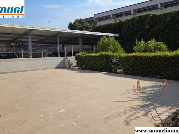 Appartamento con 5 locali in vendita in Via Maccarrone, Centro, Giarre