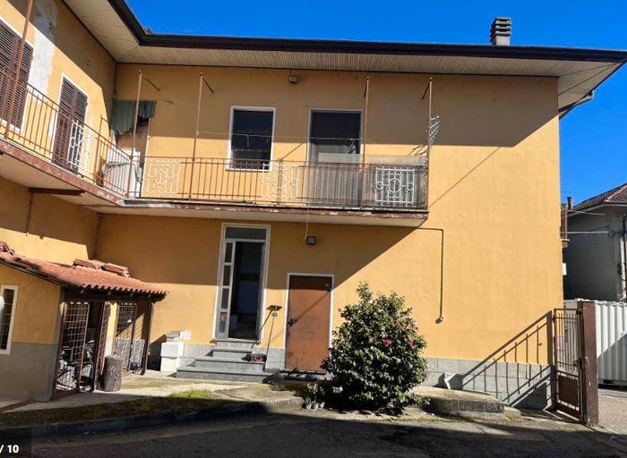 Appartamento quadrilocale in vendita in Piazza Libertà, Rovasenda