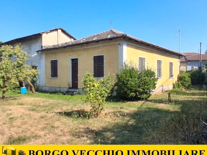 Casa con 6 locali in vendita in Via Cuneo, Centro, Castelletto Stura