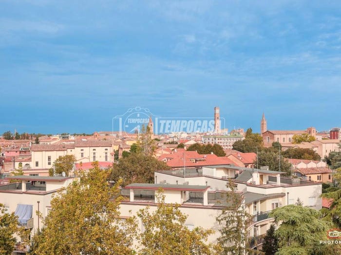 Appartamento con 5 locali in vendita in Parco Urbano Piscina, Forlì