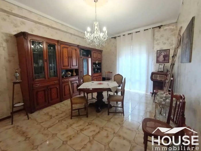 Appartamento trilocale in vendita in Via Terni, Paternò