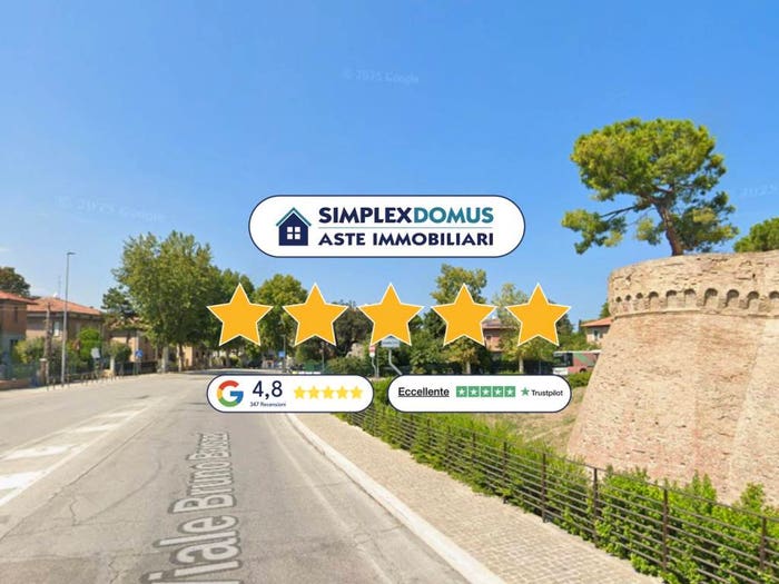 Casa con 6 locali in vendita in Via Ferriano Sant'Angelo, Centro Storico, Fano