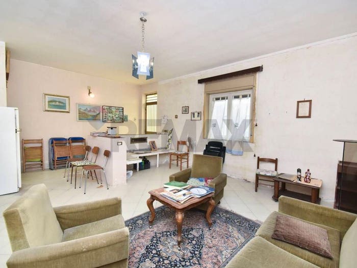 Casa quadrilocale in vendita in Via Dell' Euforbia, Vaccarizzo, Catania