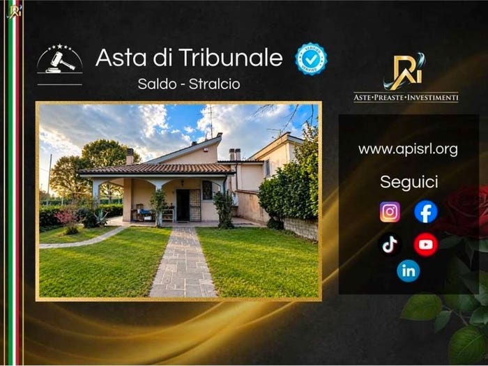 Casa con 5 locali in vendita in Via delle Robinie a, Colle Farnese, Nepi