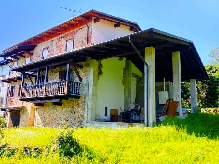Casa con 6 locali in vendita in Cantone Cascina, San Martino, Curino