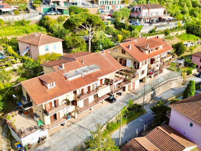 Appartamento trilocale in vendita in Via del Cantalupo, Caramagna, Imperia