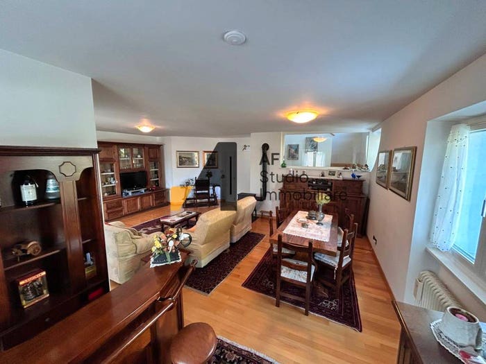 Casa con 6 locali in vendita in Via Lungoargine Prela, Roncegno, Roncegno Terme