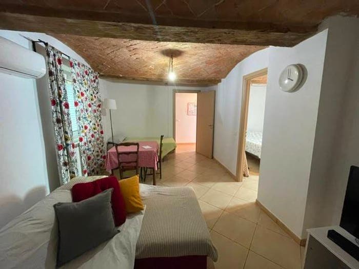Appartamento quadrilocale in vendita in Via Due Canali Sud, Crocetta, Modena