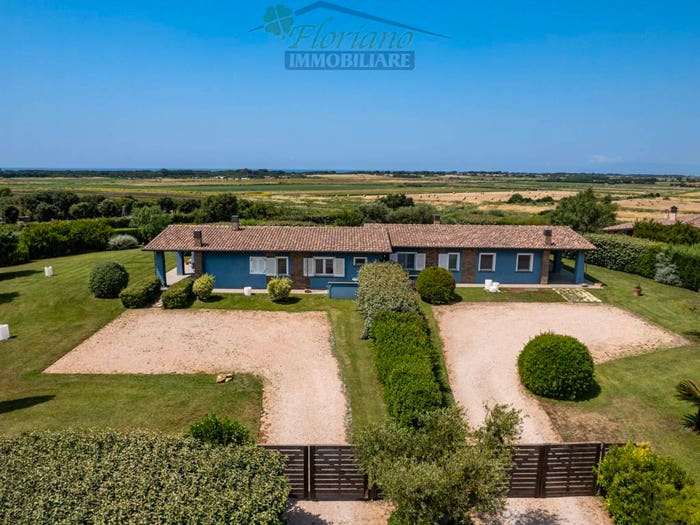 Casa con 6 locali in vendita in Strada del Tirreno, Montalto di Castro