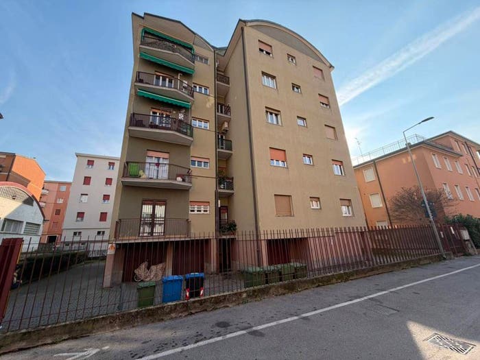 Appartamento quadrilocale in vendita in Via Vittorio Alfieri, Canovine, Bergamo