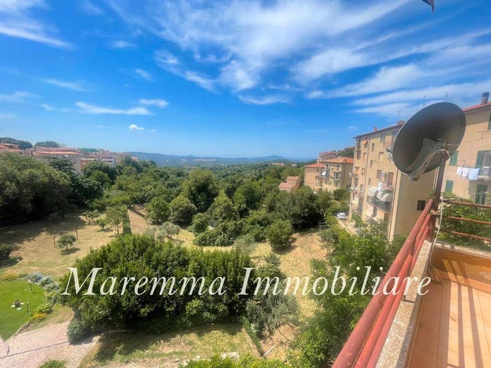 Appartamento con 6 locali in vendita in Strada Regionale Maremmana, Centro, Manciano