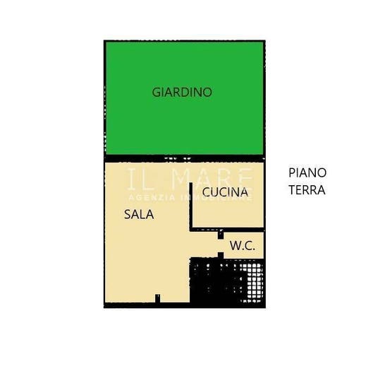 Casa quadrilocale in vendita in Piazza Ronchi, Ronchi Poveromo, Massa