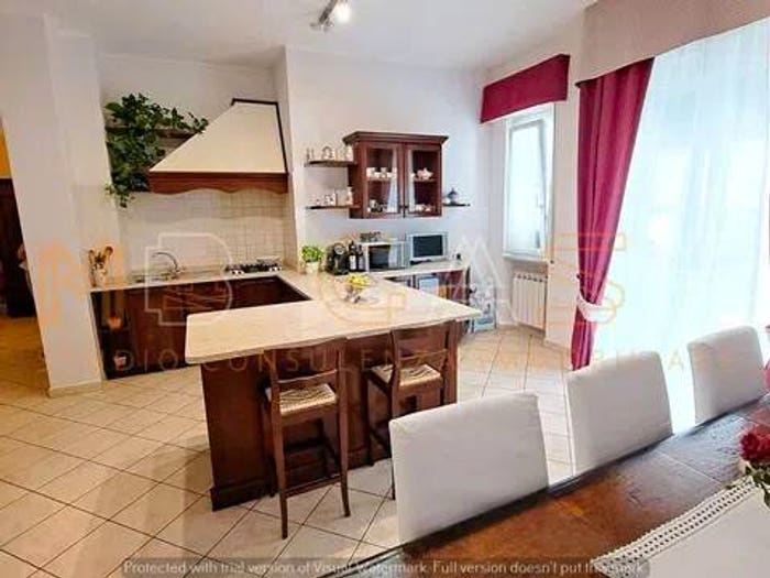 Appartamento quadrilocale in vendita in Via Nazario Sauro SNC, Centro, Albenga