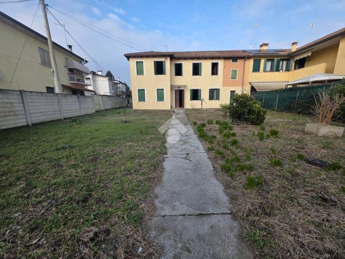 Casa con 5 locali in vendita in Via franchetti, Frescada, Preganziol