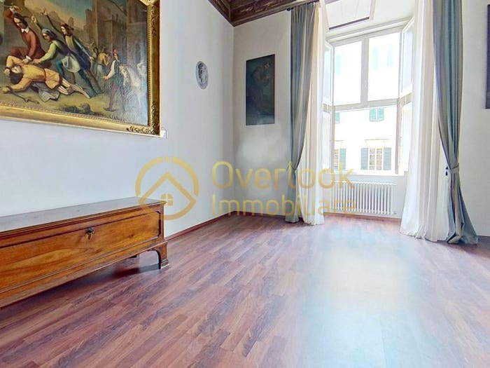 Appartamento con 6 locali in vendita in Via San Francesco, San Francesco, Pisa