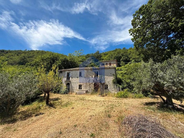 Casa in vendita in Contrada Montagna, Archi