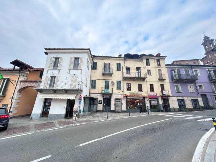 Casa bilocale in vendita in Via Guglielmo Marconi, Centro, Fossano