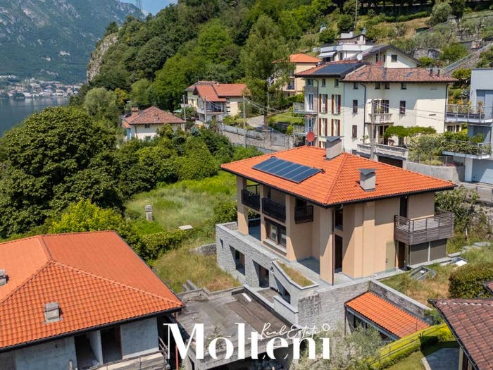 Casa con 5 locali in vendita in Via via alla sorte, Vercurago
