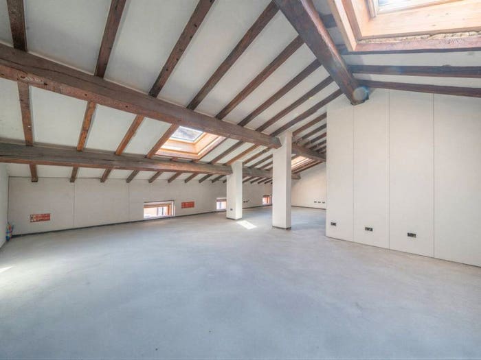 Appartamento trilocale in vendita in Via Cesare Battisti, Centro Storico, Carpi