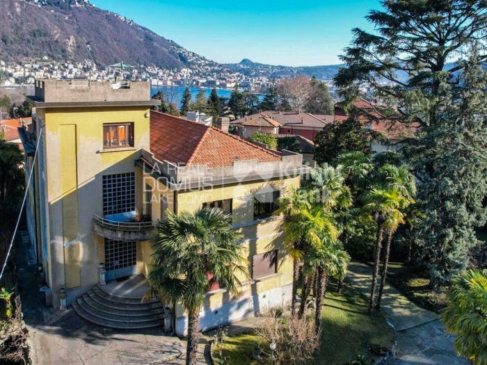 Appartamento con 6 locali in vendita in Villa Olmo, Como