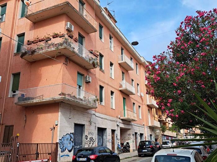 Appartamento quadrilocale in vendita in Via Scalfaro, Centro Storico, Catanzaro