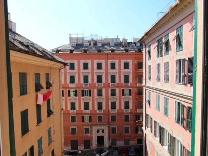 Appartamento quadrilocale in vendita in Via Palestro, Castelletto, Genova