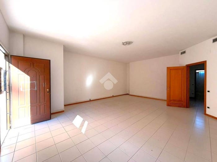 Appartamento quadrilocale in vendita in Via XX Settembre, Centro, Oristano