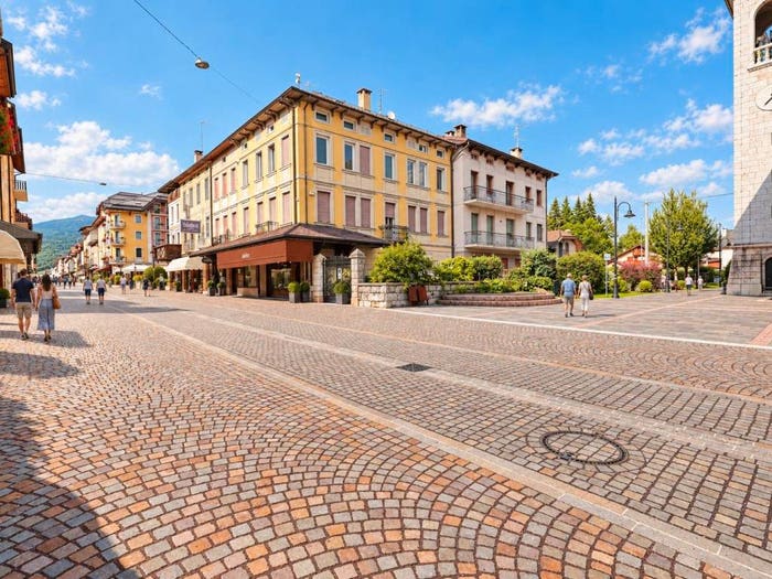 Casa con 6 locali in vendita in Corso Novembre, Centro, Asiago